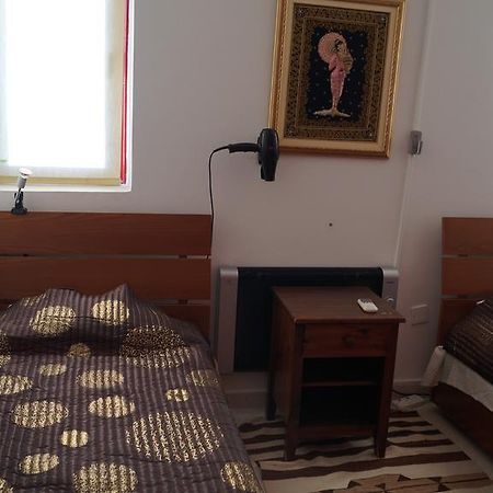 Destalo Court Larnaca Apartment Екстер'єр фото