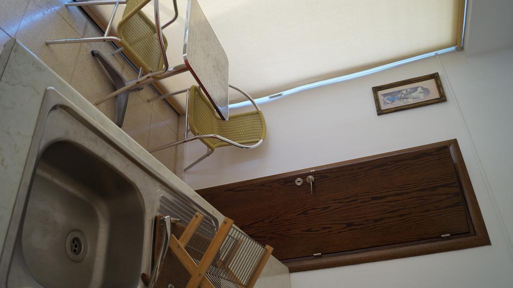 Destalo Court Larnaca Apartment Екстер'єр фото